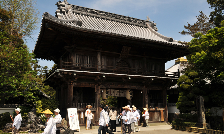 07Shikoku-Henro-Pilgrimage